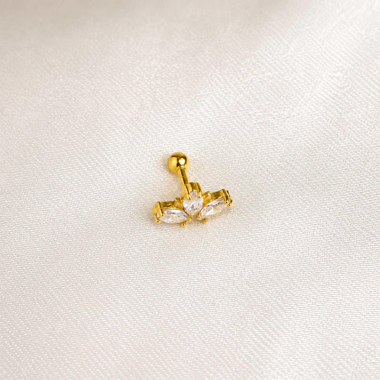 PIERCING COM PEDRAS