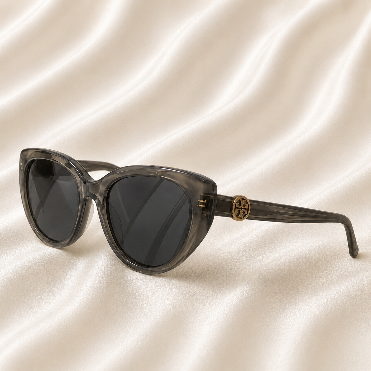 ÓCULOS DE SOL TORY BURCH FEMININO GATINHO